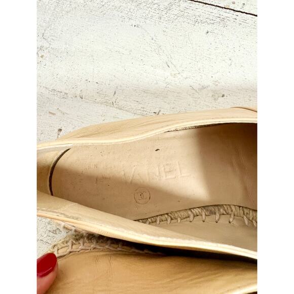 Chanel Lambskin Leather Cap Toe Espadrilles Loafer Flat Beige/Black Women's 37 - Picture 5 of 9